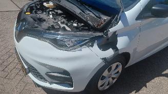 Unfallwagen Renault Zoé r110  cars 52kwh  navi clima 2021/7