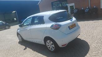 Renault Zoé r110  cars 52kwh  navi clima picture 3