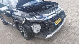 Mitsubishi Outlander 2.0 i  150pk automaat    navi clima picture 14