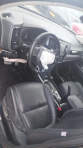 Mitsubishi Outlander 2.0 i  150pk automaat    navi clima picture 9