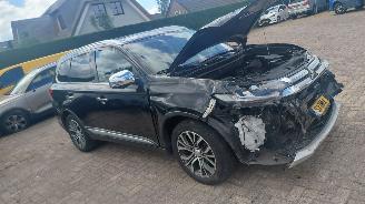 Mitsubishi Outlander 2.0 i  150pk automaat    navi clima picture 13