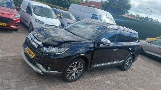 Mitsubishi Outlander 2.0 i  150pk automaat    navi clima picture 2
