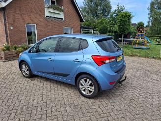 Hyundai Ix20 1.6i  125pk  automaat   clima picture 5
