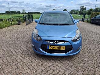 Hyundai Ix20 1.6i  125pk  automaat   clima picture 3