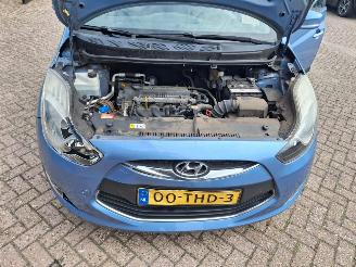 Hyundai Ix20 1.6i  125pk  automaat   clima picture 8