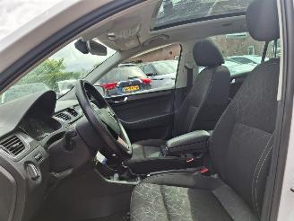 Skoda Rapid 1.0 tsi  70kw  pano   clima picture 8