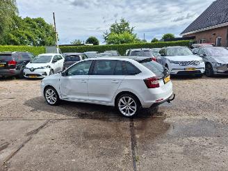 Skoda Rapid 1.0 tsi  70kw  pano   clima picture 5