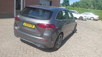 Mercedes B-klasse 180 amg   automaat   136pk navi picture 4
