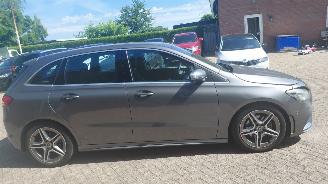 Mercedes B-klasse 180 amg   automaat   136pk navi picture 9