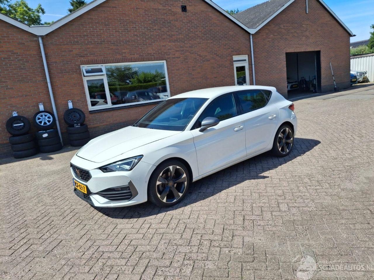 Cupra Leon 1.5 tsi  hybrid   110kw navi  edition  clima