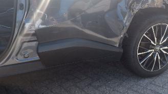 Toyota C-HR 1.2i  85kw   automaat navi leer picture 17