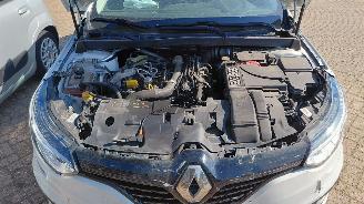 Unfallwagen Renault Mégane 1.3 tce  103kw  automaat   140pk  navi clima 2022/1