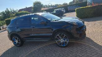 Schadeauto Lynk & Co 01 1.5 hybrid clima pano navi 2024/4