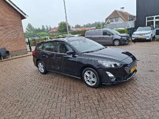 škoda osobní automobily Ford Focus 1.0i  74kw   eco boost   navi clima 2019/6