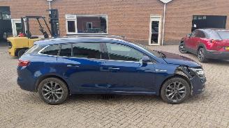 Renault Mégane 1.5 dci  81kw  pano  auomaat picture 2