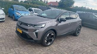 skadebil auto Renault Captur 1.6 e tech  hybrid  navi 2025/3