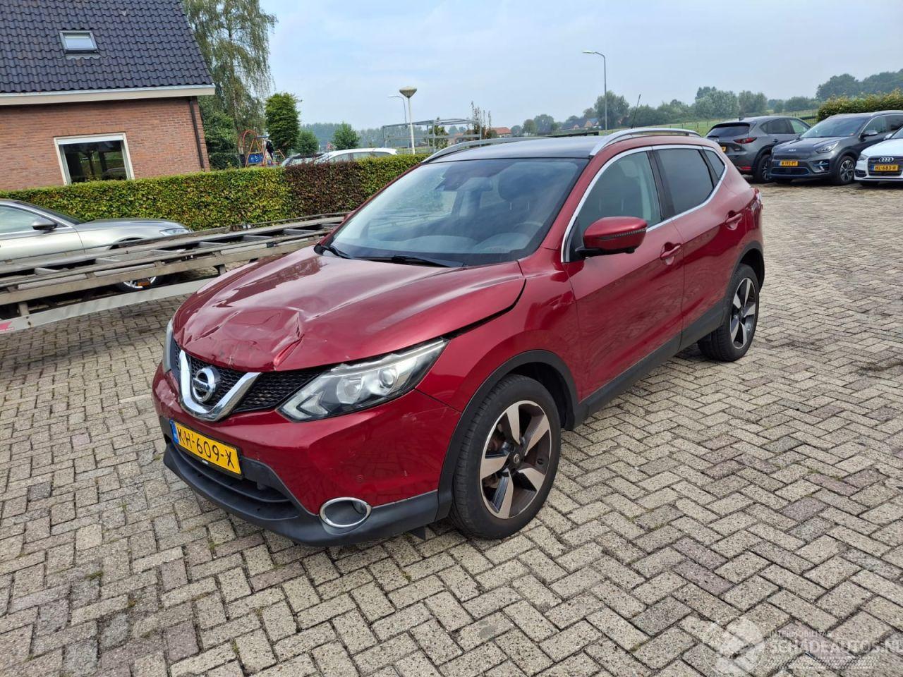 Nissan Qashqai 1.2i automaat   navi clima  pano