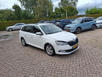 Skoda Fabia 1.0 tsi  70kw  airco picture 4