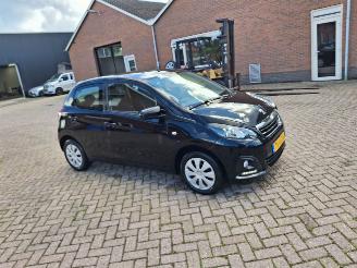 Damaged car Peugeot 108 1.0 vti   active  airco  5drs 2018/10