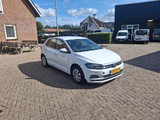 Coche accidentado Volkswagen Polo 1.0 tsi   95pk navi beats  airco 2018/10