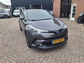 Coche accidentado Toyota CH-R 1.8 hybrid navi clima 2017/6