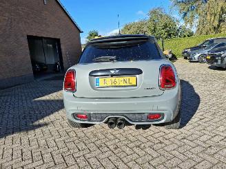 skadebil auto Mini Cooper 1.6i 184pk  works uitvoering  navi leer 2014/1
