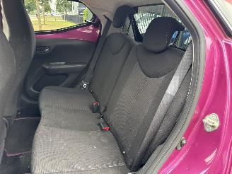 Toyota Aygo 1.0 VVT-iX-CITE BOUWJAAR 2019 LICHTE SCHADE!  6400 EURO picture 11