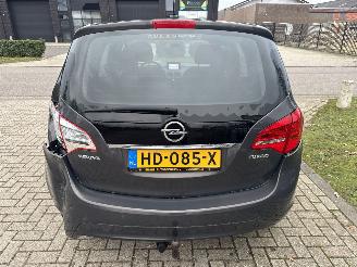 Opel Meriva 1.4 TURBO AUTOMAAT RIJDBARE SCHADE! BOUWJAAR 2014 5250 EURO picture 3