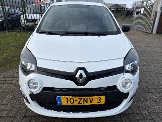 Renault Twingo 1.2-16V COLLECTION AIRCO LICHTE SCHADE! 68540 KM 2013 3100 EURO picture 6