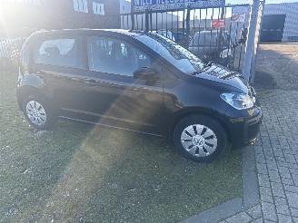 Volkswagen Up! 1.0 UP! 58237 KM RIJDBAAR BOUWJAAR 2017  5850 EURO VAST picture 6
