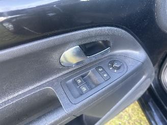 Volkswagen Up! 1.0 UP! 58237 KM RIJDBAAR BOUWJAAR 2017  5850 EURO VAST picture 9