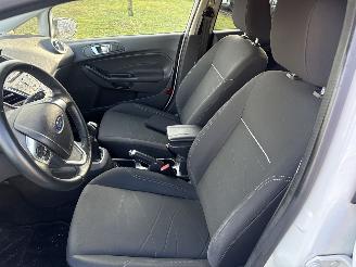 Ford Fiesta 1.0 WHITE EDITION LICHTE SCHADE RIJDBAAR BOUWJAAR 2016 4150 EUR picture 8