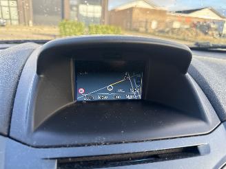 Ford Fiesta 1.0 WHITE EDITION LICHTE SCHADE RIJDBAAR BOUWJAAR 2016 4150 EUR picture 11