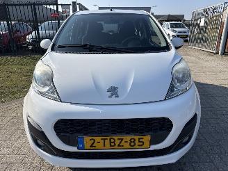 Peugeot 107 1.0 ACTIVE RIJDBAAR 104000 KM BOUWJAAR 2014 SCHERP 2200 EURO picture 6