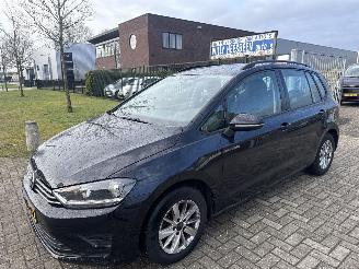 Coche accidentado Volkswagen Golf Sportsvan 1.6 TDI INRUILAUTO GEEN SCHADE! BOUWJAAR 2015 293383 KM 5950 2015/1
