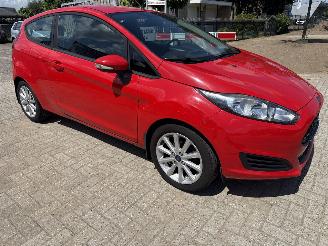 skadebil auto Ford Fiesta 1.0 STYLE 121959 KM NIEUWSTAAT BOUWJAAR 2014  2999 EURO VAST! 2014/2