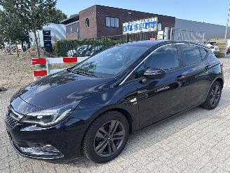Vaurioauto  passenger cars Opel Astra 1.0 TURBO 120 JAAR EDITION LICHTE SCHADE! BOUWJAAR 2019 5950 2019/8