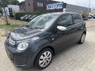 damaged passenger cars Citroën C1 1.0 VTI FEEL RIJDBAAR! BOUWJAAR 2021 67500 KM NAP  5999 EURO 2021/1