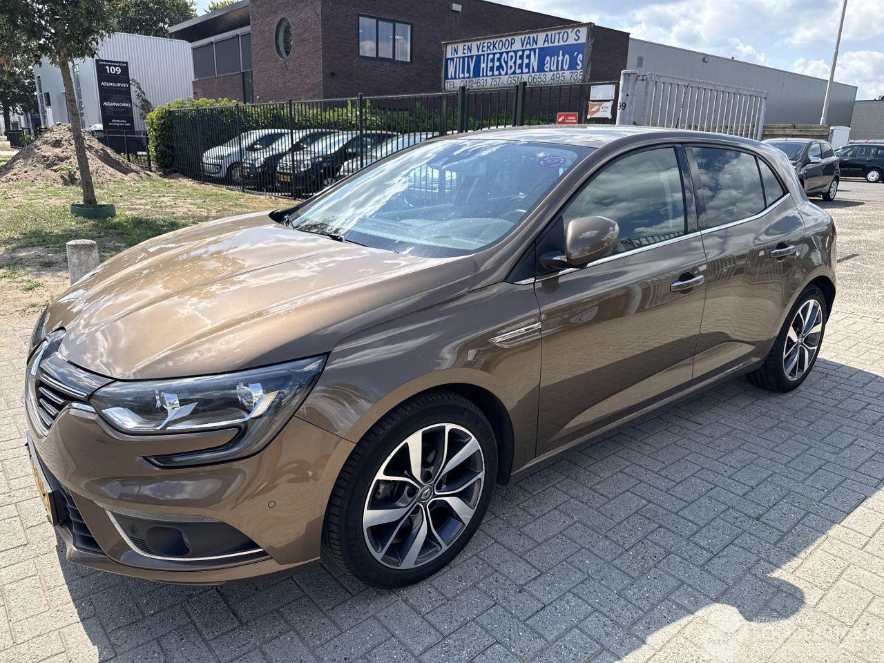 Renault Mégane 1.0 TCe BOSE  137380 KM RIJDBAAR! BOUWJAAR 2016  4999 EURO