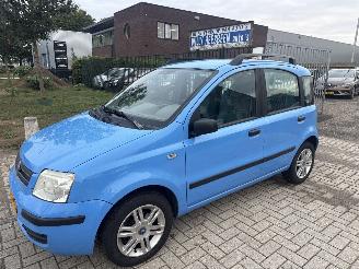 Ocazii autoturisme Fiat Panda 1.2 EMOTION AIRCO BOUWJAAR 2006 231913 KM   850 EURO VAST! 2006/9