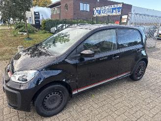 Damaged car Volkswagen Up! 1.0 UP!  LICHTE SCHADE! BOUWJAAR 2019 95906 NAP! 5450 EURO VAST 2019/8