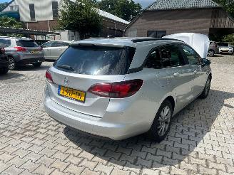 Opel Astra SPORTS TOURER 1.2 EXECUTIVE NAVI STOELVERWARMING picture 4