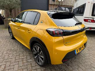 Coche accidentado Peugeot 208 EV GT PACK 50KWH 2022/5