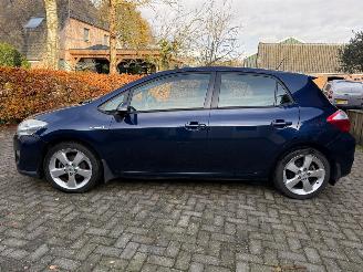 Toyota Auris 1.8 FULL HYBRID KM NAP NL AUTO picture 4