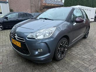 Unfallwagen Citroën DS3 1.6 so Chic Navi Airco 2011/3