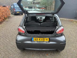 Toyota Aygo 1.0 5DRS AIRCO NL AUTO picture 16