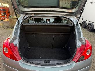 Opel Corsa 1.2 Blitz  AIRCO NAVI NL AUTO picture 12