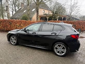 BMW 1-serie 116I M AUT PANO VOLL OPTIES picture 3