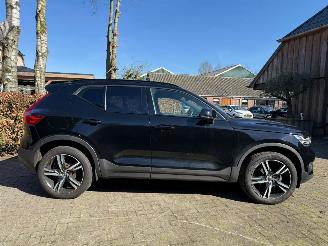 Volvo XC40 1.5 T2 R-DESIGN AUT! NL AUTO picture 6