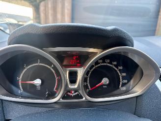 Ford Fiesta 1.6 TDCI TITANIUM AIRCO 5DRS picture 19